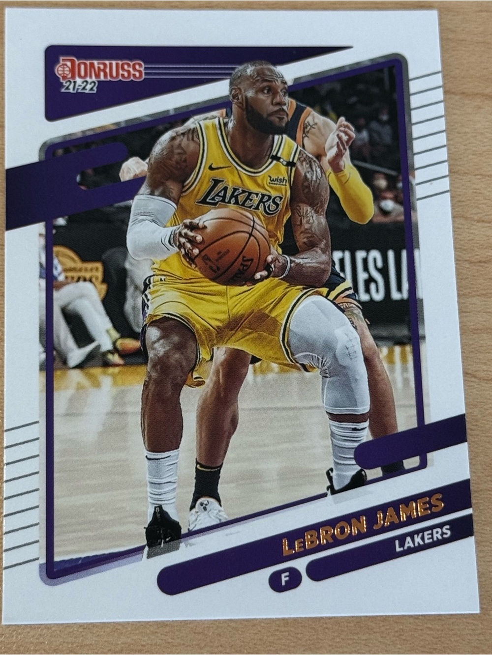 Donruss 21-22 Lakers Trading Card - Yellow